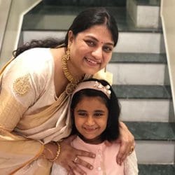 Dharaa with her mom Neha